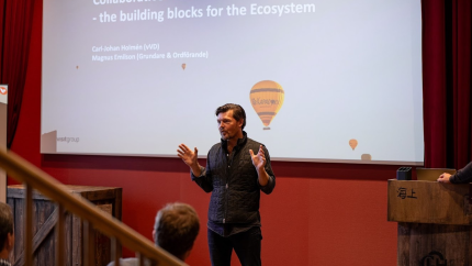 Founder Magnus Emilsson on stage